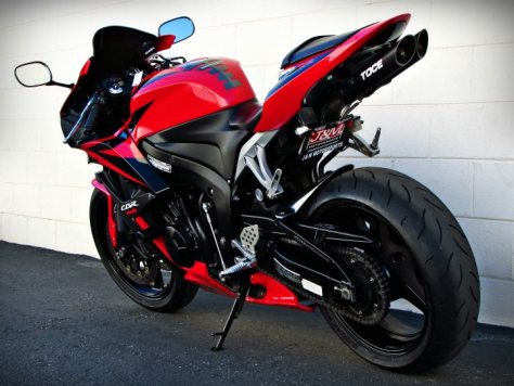 Р’С‹С…Р»РѕРї Toce Honda cbr1000rr