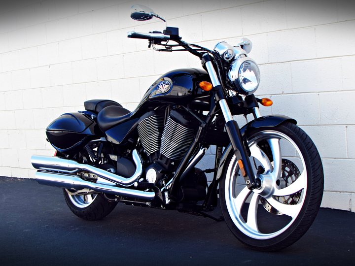 2006 victory 8 ball