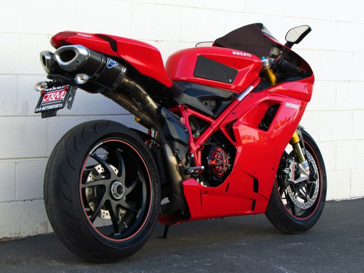 Ducati 1198S super bike 希少の白 2010モデル - オートバイ車体