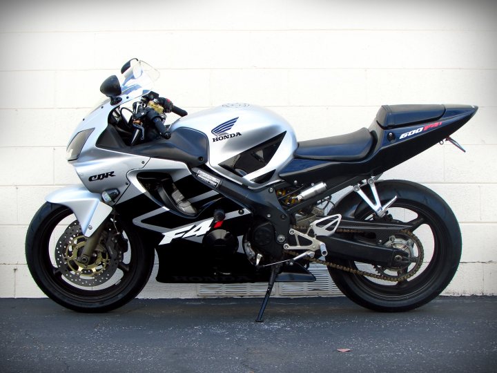 2001 Honda CBR600F4i For Sale • J&M Motorsports